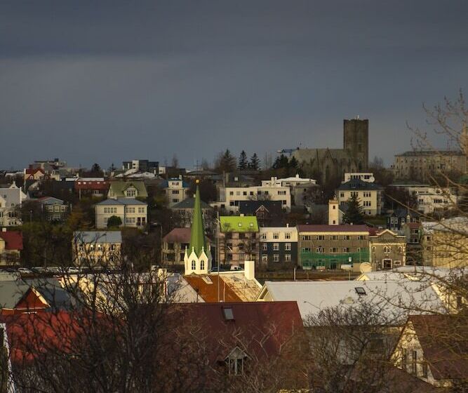 اتاق استاندارد یک تخته با بالکن, Holt The Art