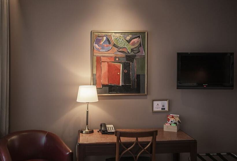 اتاق استاندارد یک تخته با بالکن, Holt The Art