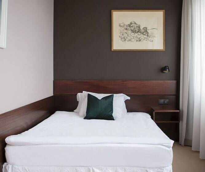 اتاق استاندارد یک تخته با بالکن, Holt The Art