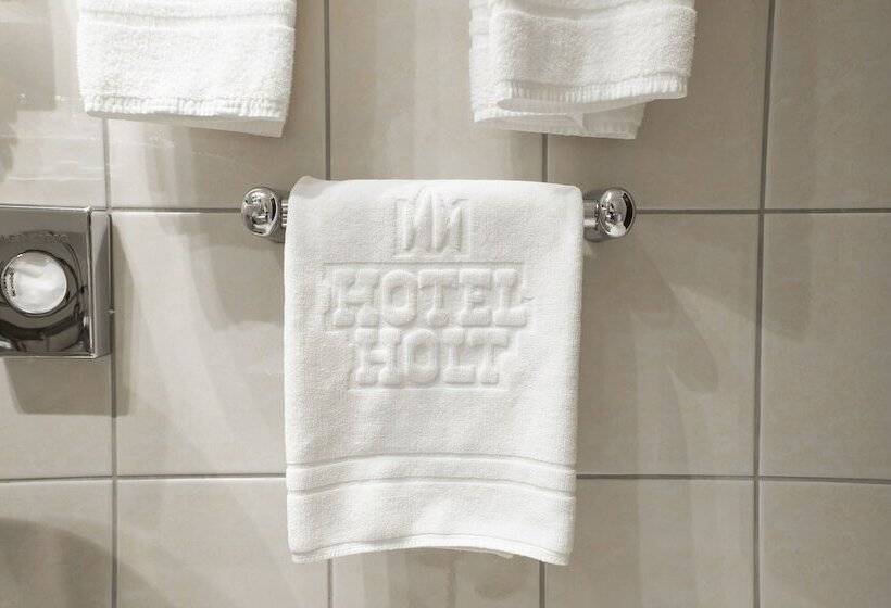 سوییت, Holt The Art