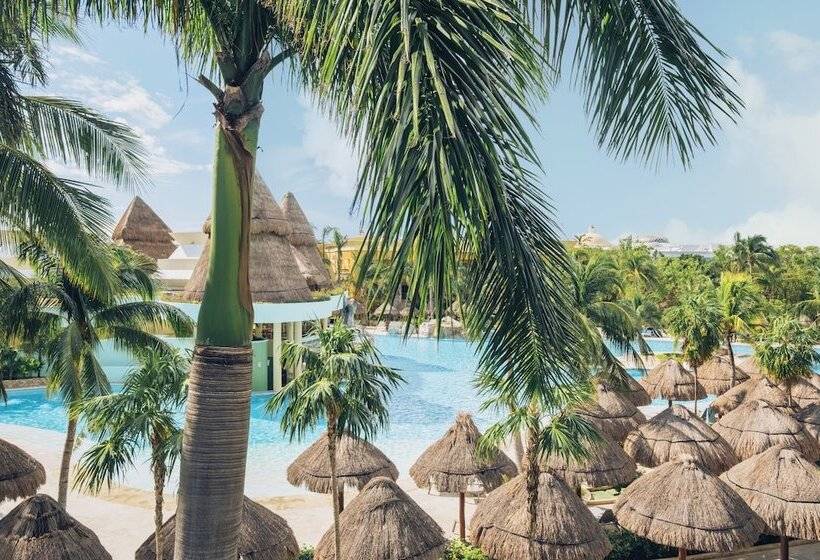 جناح جونيور, Iberostar Selection Paraíso Lindo