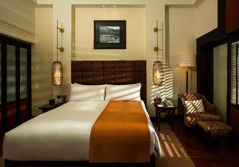 Classic Room King Bed