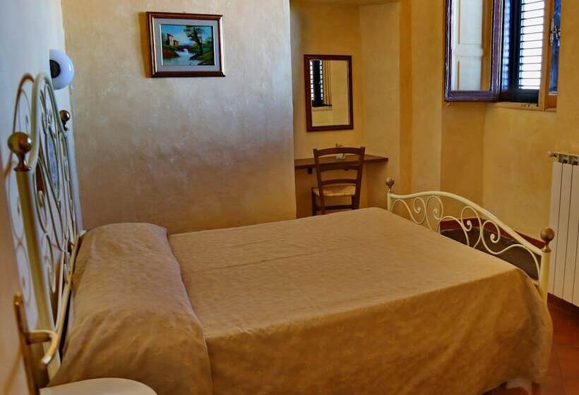 ファミリールーム, Italia Cortona