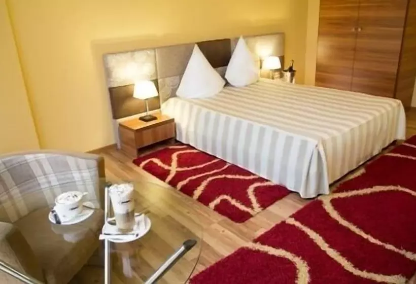 اتاق استاندارد یک نفره, Perla