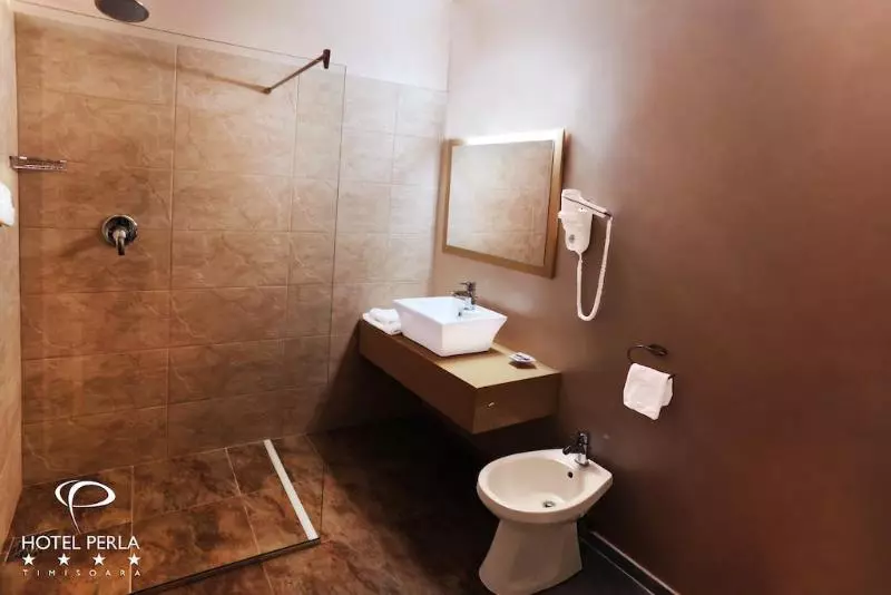 اتاق استاندارد, Perla