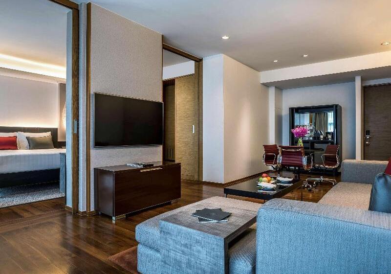 Executive Suite King Bed, Pullman Bangkok King Power