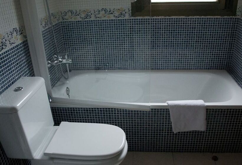 Номер Стандарт, Saueth