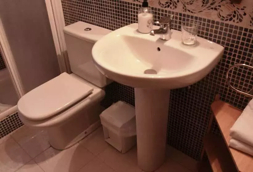 اتاق استاندارد, Saueth