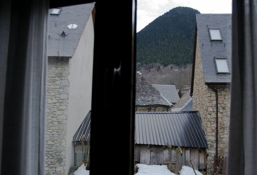 Номер Стандарт, Saueth