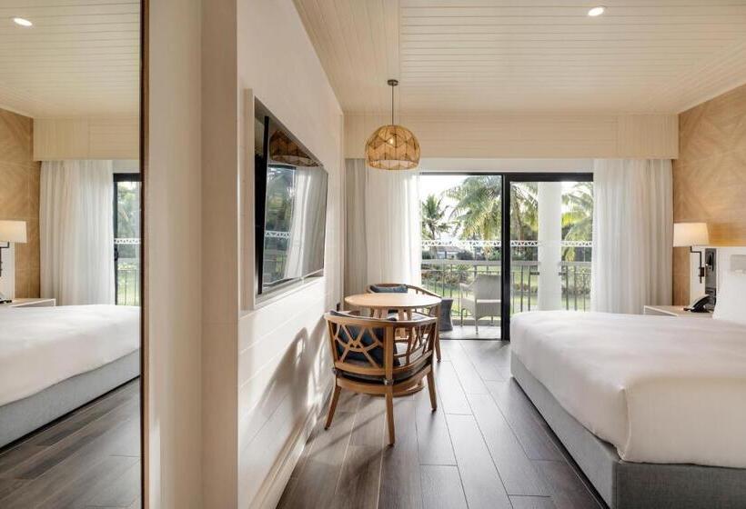 디럭스 룸 킹사이즈 침대, Sofitel Fiji Resort & Spa