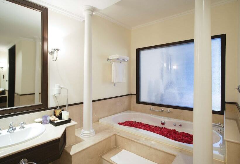 클럽 스위트, Sofitel Krabi Phokeethra Golf And Spa Resort