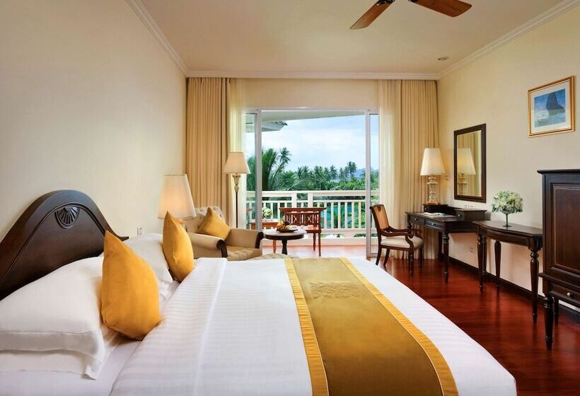 스탠다드 룸 킹사이즈 침대, Sofitel Krabi Phokeethra Golf And Spa Resort
