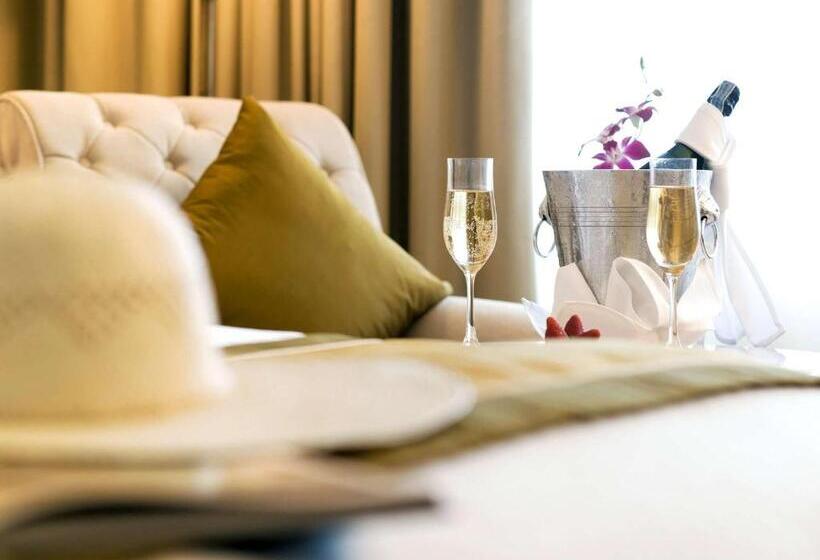 스탠다드 룸 킹사이즈 침대, Sofitel Krabi Phokeethra Golf And Spa Resort