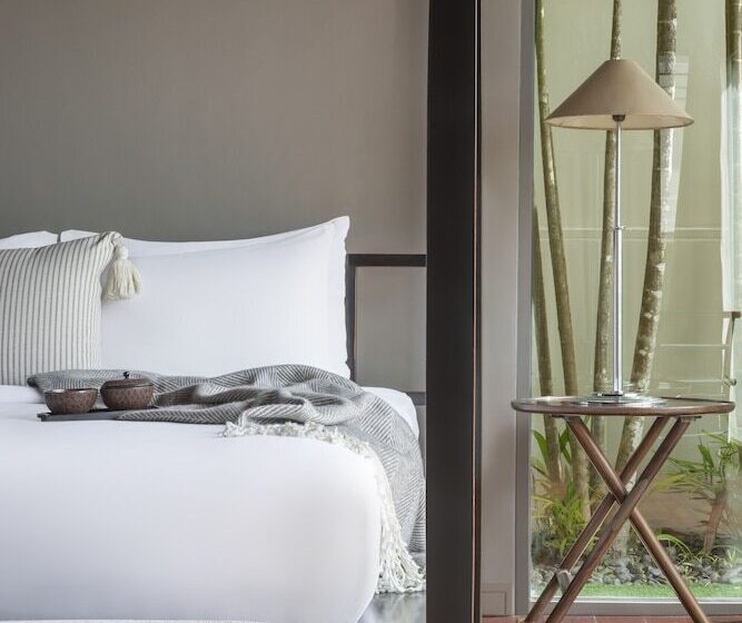 וילת 3 חדרי שינה עם בריכה, The Pavilions Phuket