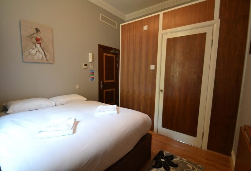 Номер Стандарт, Hyde Park Suites   Apartments