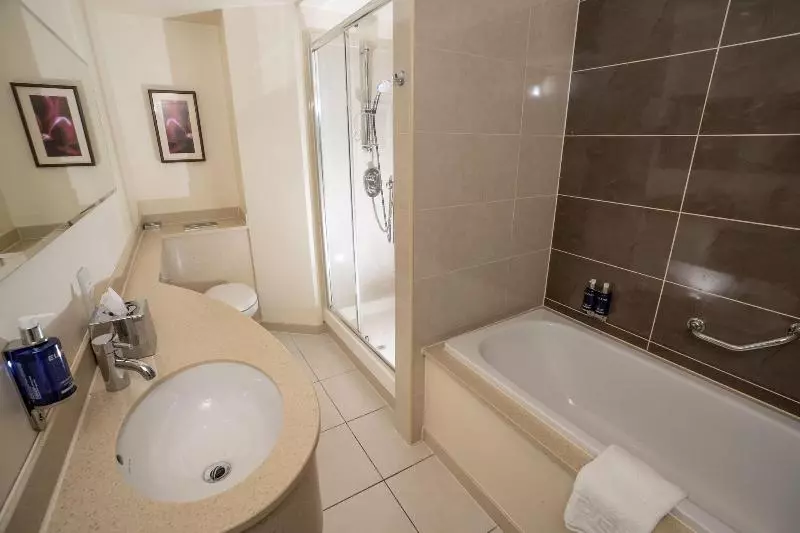 اتاق لوکس, Manchester Marriott Hotel Piccadilly