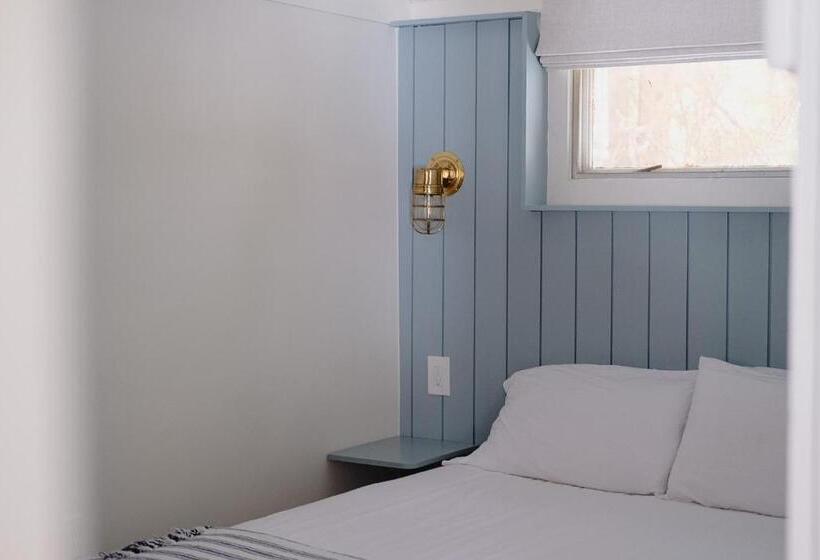 דירת חדר, Anchor Inn