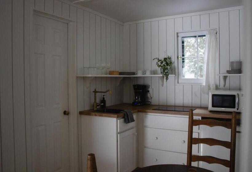 דירת חדר, Anchor Inn