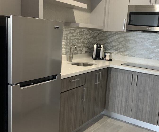 스탠다드 룸 더블 침대 2개, Clarion Pointe Port Arthur Beaumont South