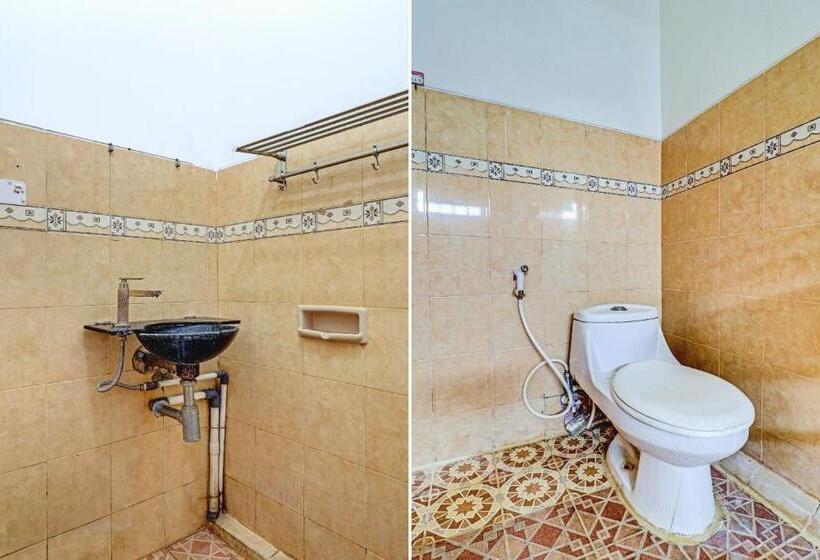 디럭스 룸, Oyo 90218 Ubaran Guest House