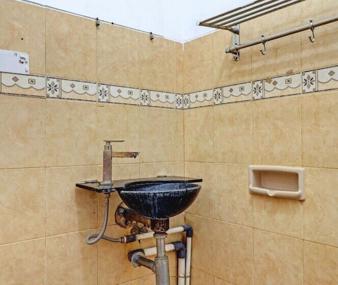 디럭스 룸, Oyo 90218 Ubaran Guest House