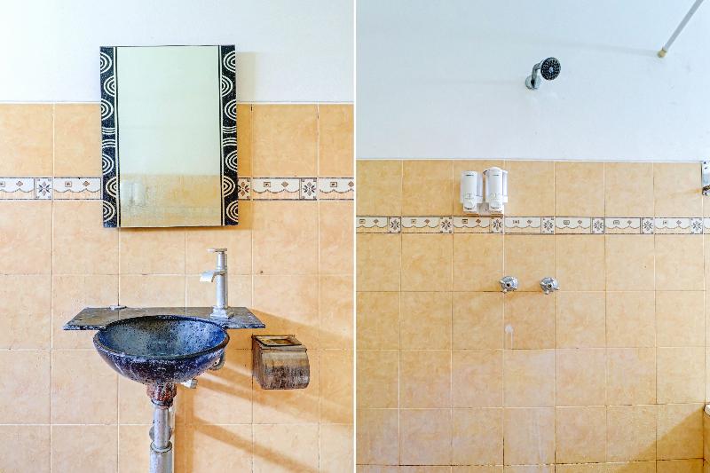 디럭스 룸, Oyo 90218 Ubaran Guest House