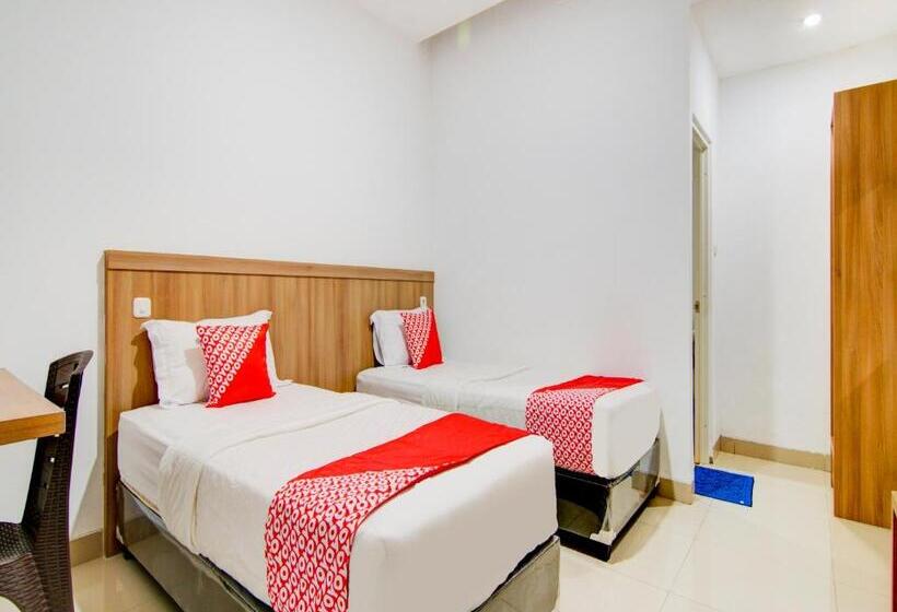 Номер Deluxe, Oyo 90233 The Shine Residence