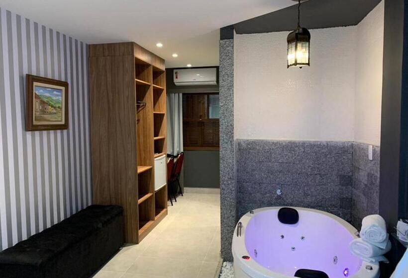 디럭스 스위트, Vila Suíça 1818