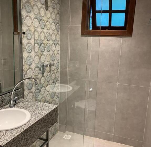 패밀리 룸, Vila Suíça 1818