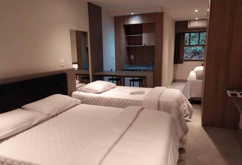 패밀리 룸, Vila Suíça 1818