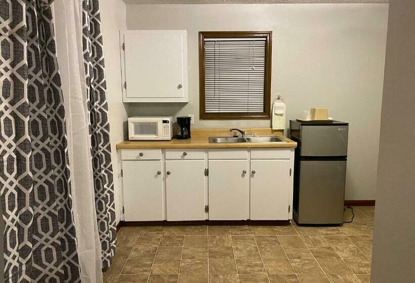 סוויטה דלוקס, Rockwood Resort Motel