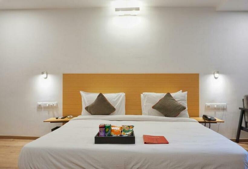 اتاق سوپریور با تخت بزرگ, Maitrayee