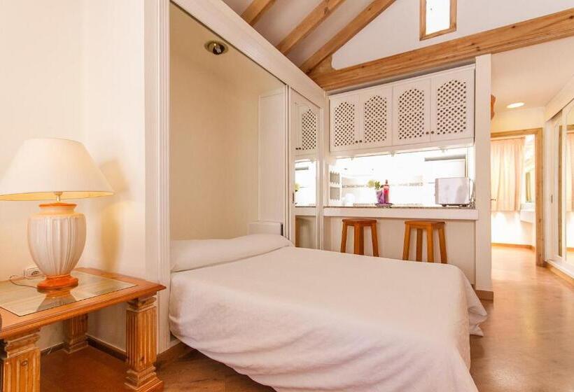 标准工作室, Sands Beach Active Resort