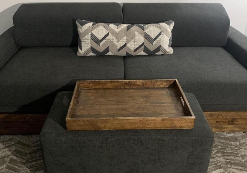 带大床的套房, Springhill Suites By Marriott Slidell