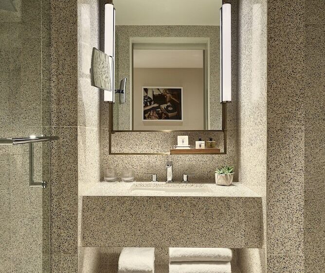 اتاق استاندارد با تخت دوبل, Thompson Hollywood, By Hyatt