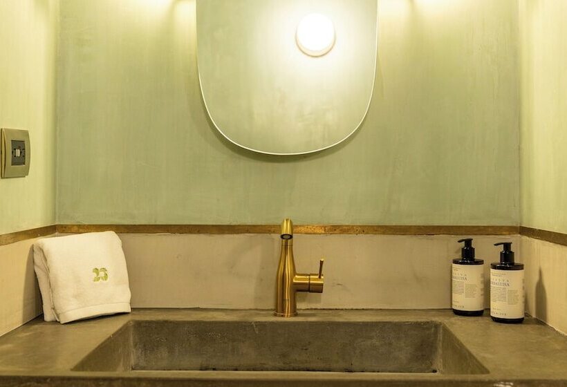 غرفة قياسية, 23 Hotel Medellin