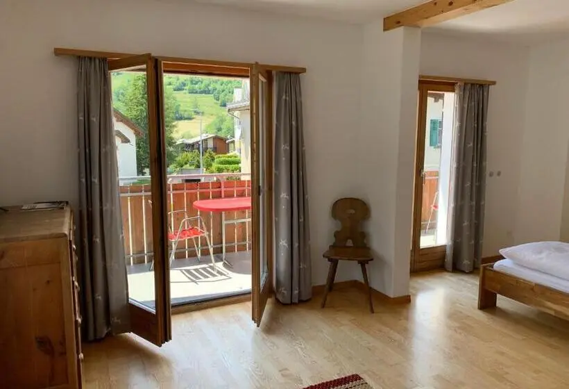 ファミリールーム, Waldheim Pension Laax