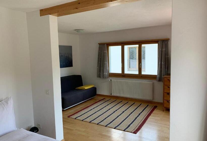 غرفة عائلية, Waldheim Pension Laax