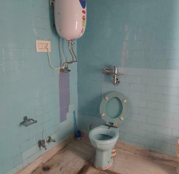 חדר דלוקס, Bhrigu