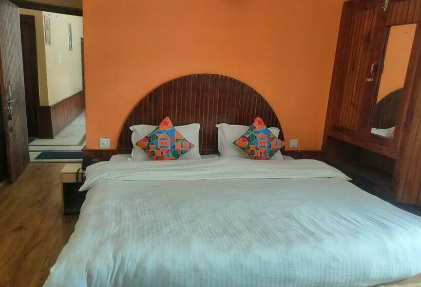 חדר דלוקס, Bhrigu