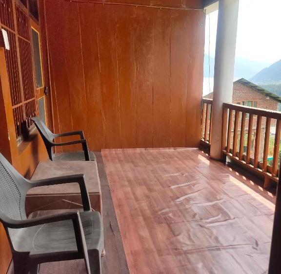 חדר דלוקס עם נוף להרים, Bhrigu