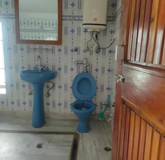 Deluxe Room Mountain View, Bhrigu