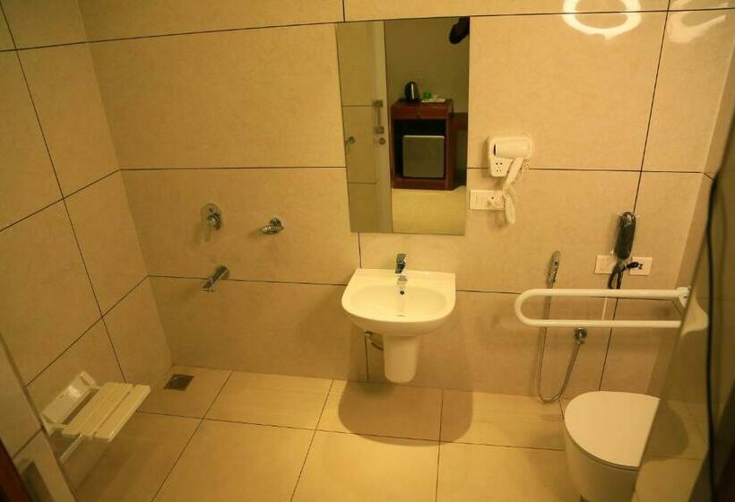 Номер Стандарт, Victoria International