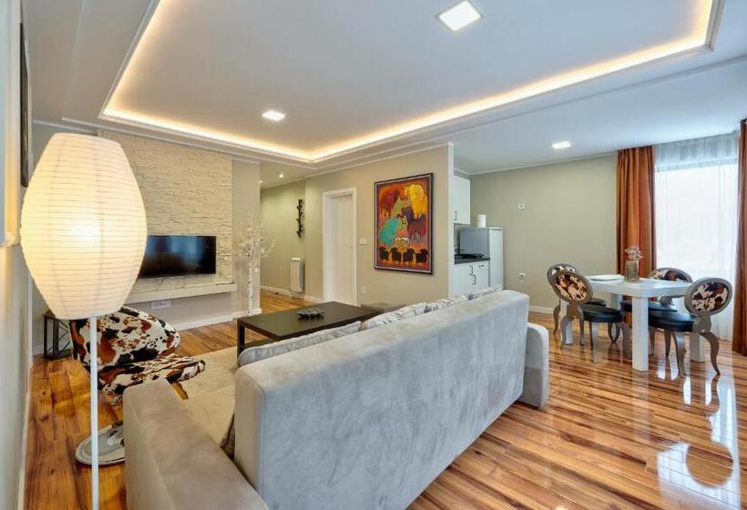 آپارتمان 2 خوابه, Onix Residence