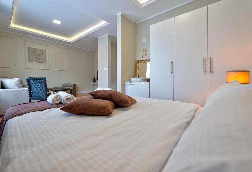 استودیوی استاندارد, Onix Residence