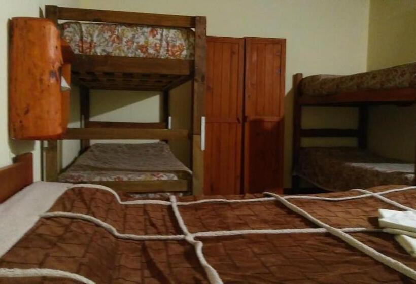 غرفة عائلية, Hostería El Alemán