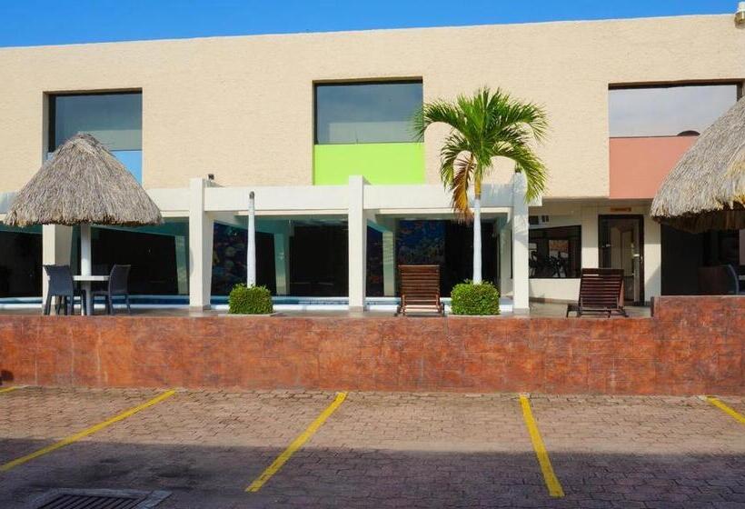 غرفه قياسيه سريرين مزدوجين, Brisa Coatzacoalcos