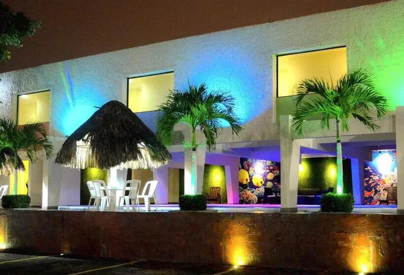スタンダードトリプルルーム, Brisa Coatzacoalcos