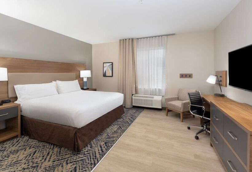 带双人床的标准工作室, Candlewood Suites   Asheville Downtown, An Ihg