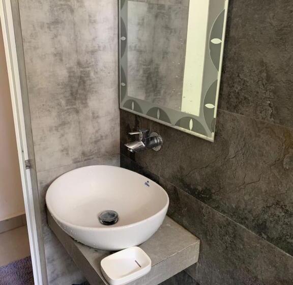 2 Bedroom Apartment, Delmond Lake Anuradhapura